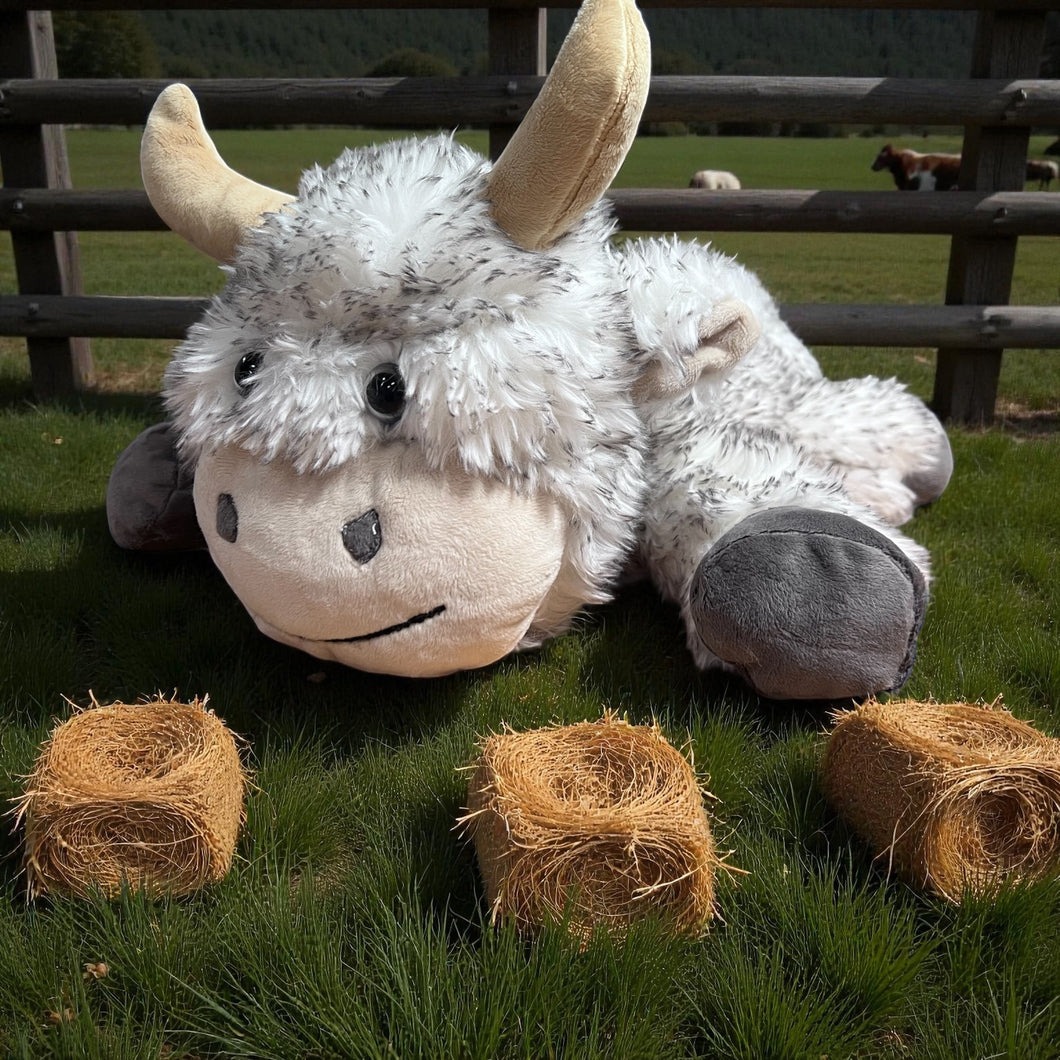 FRM Giant Highland Cow with Quill Black Fabric